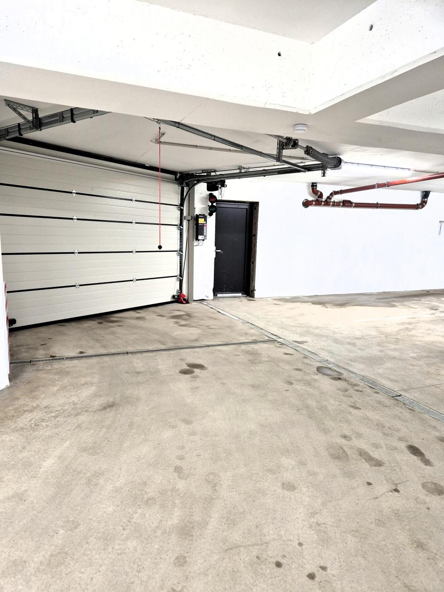 21136 Apartment